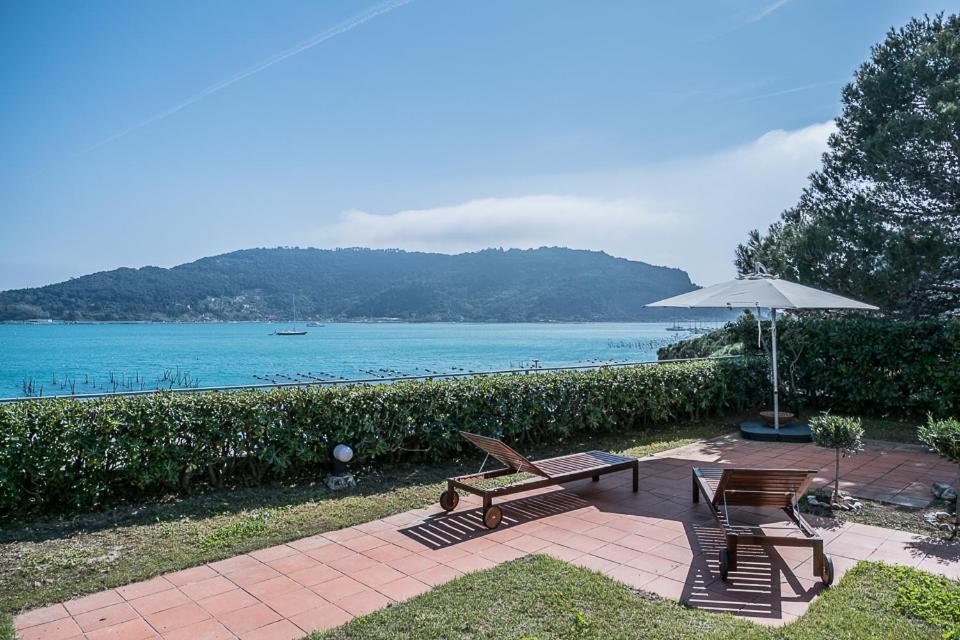 Апартаменты La Terrazza Tra Cielo E Mare Портовенере Экстерьер фото